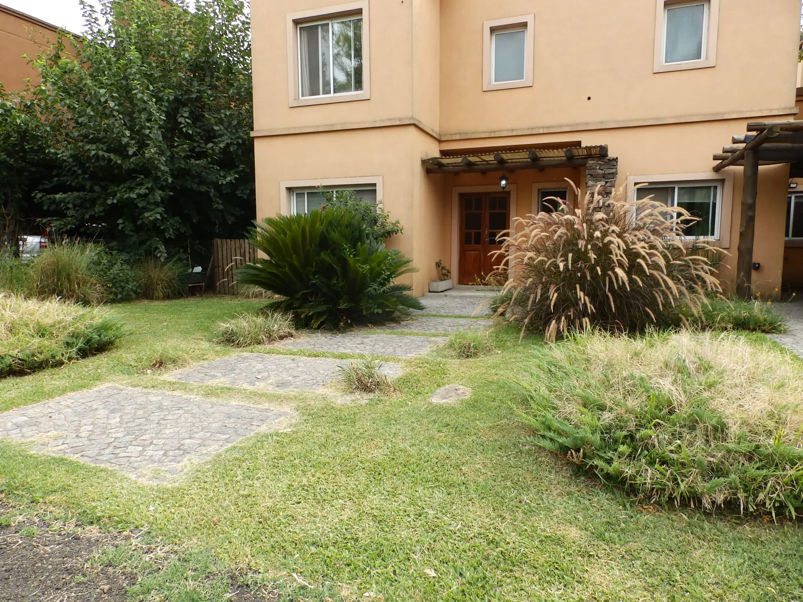 Casa en Bo. Gran Roble -S. Miguel 5 dorm coch parr pile foto 2