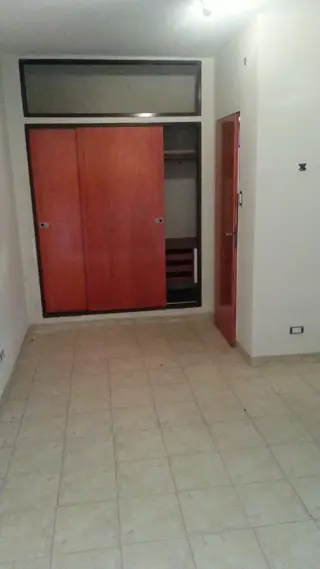 Casa + departamento en venta, Ciudad Tesei, Hurlingham foto 5