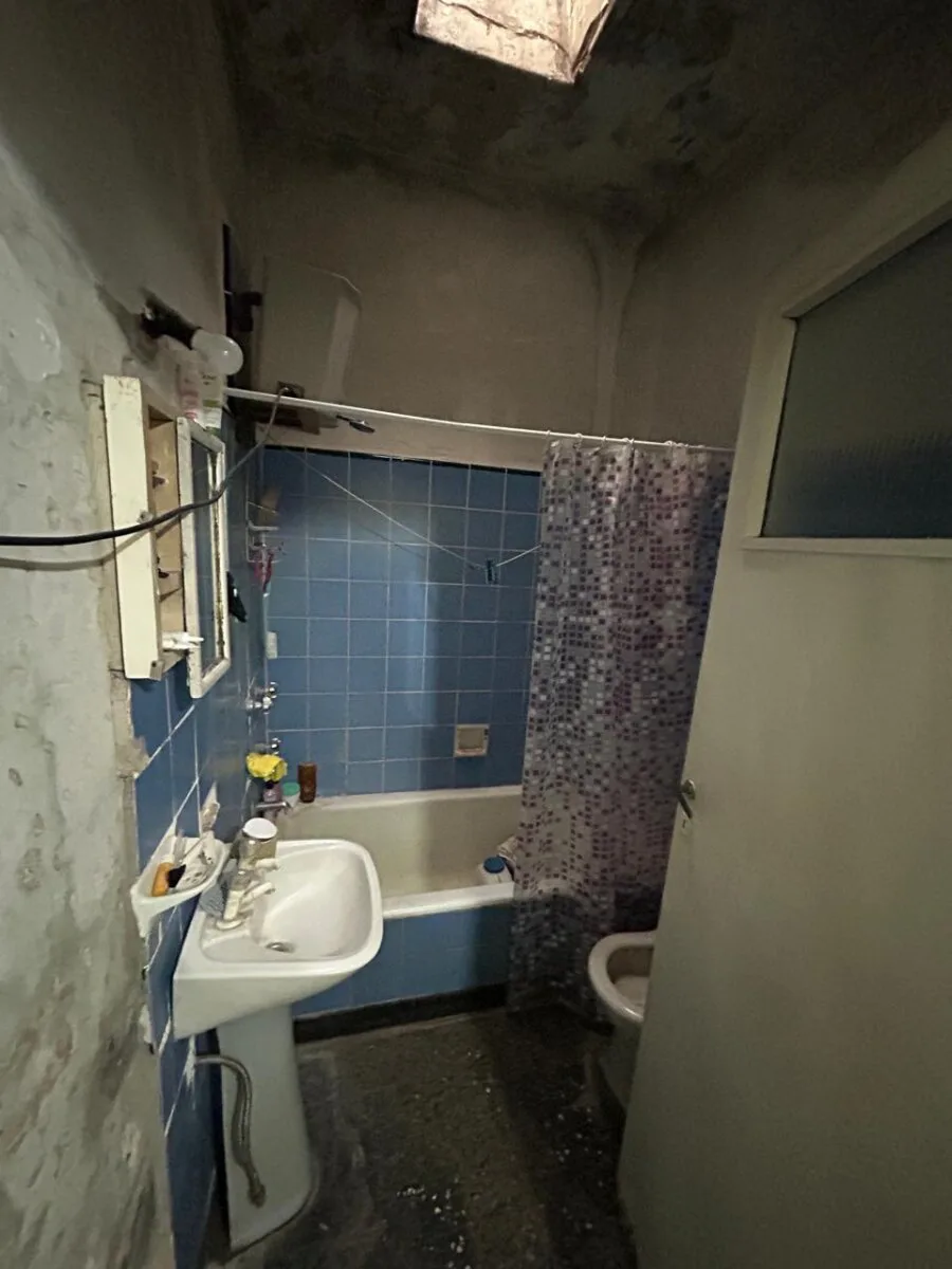 VENTA CASA A RECICLAR-BELLA VISTA foto 3