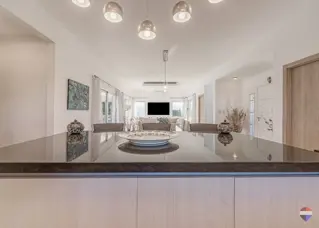 VENTA CASA EN LAGOS DE CANNING LOTE INTERNO PILETA foto 5
