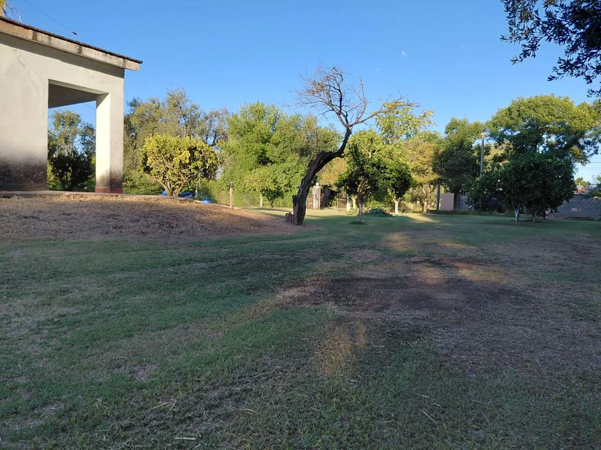 CASA QUINTA EN BARRIO GRAL SAVIO foto 4