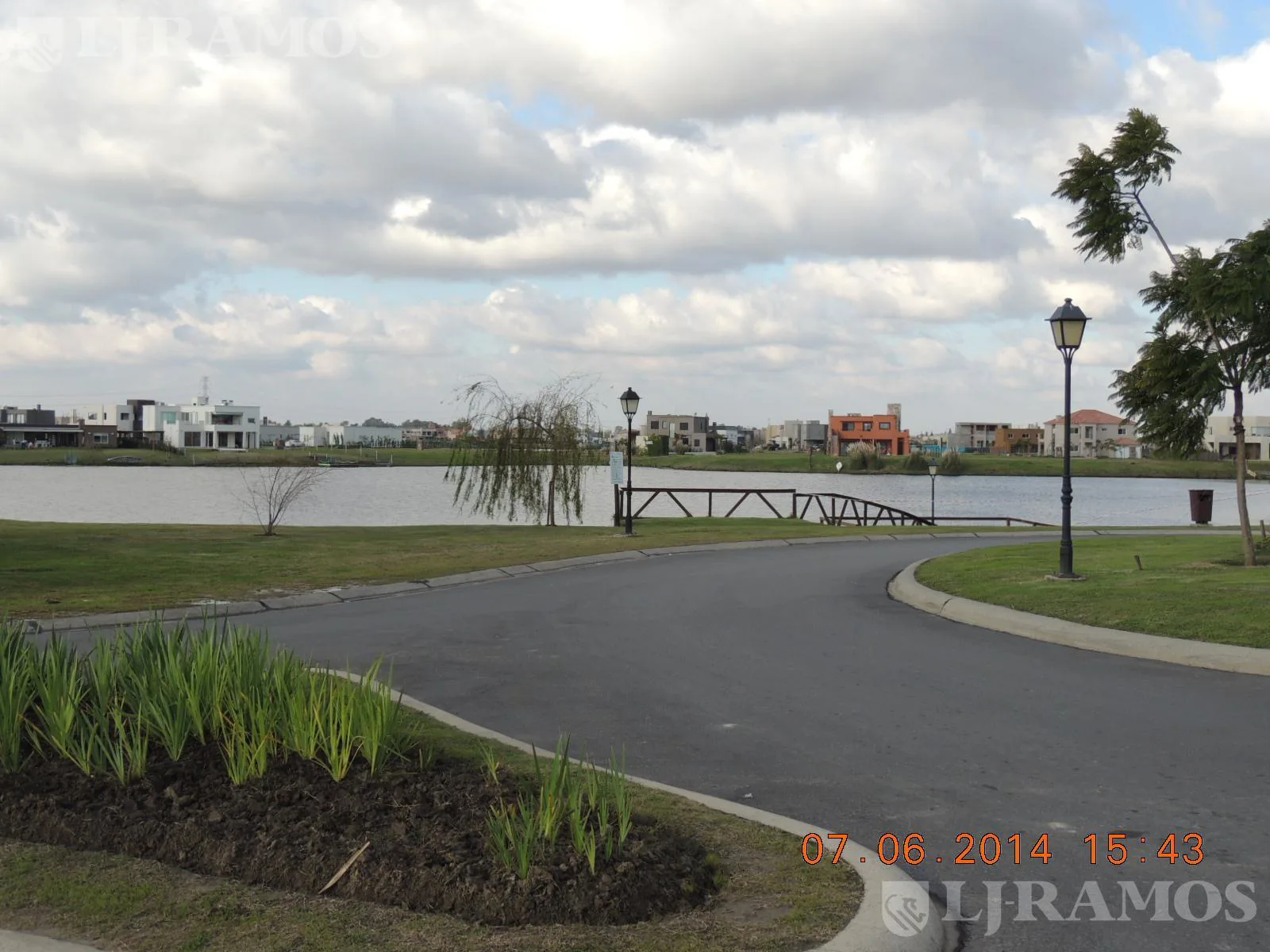 LOTE A LA LAGUNA EN VENTA DE 1100 M2 EN SAN FRANCISCO foto 2