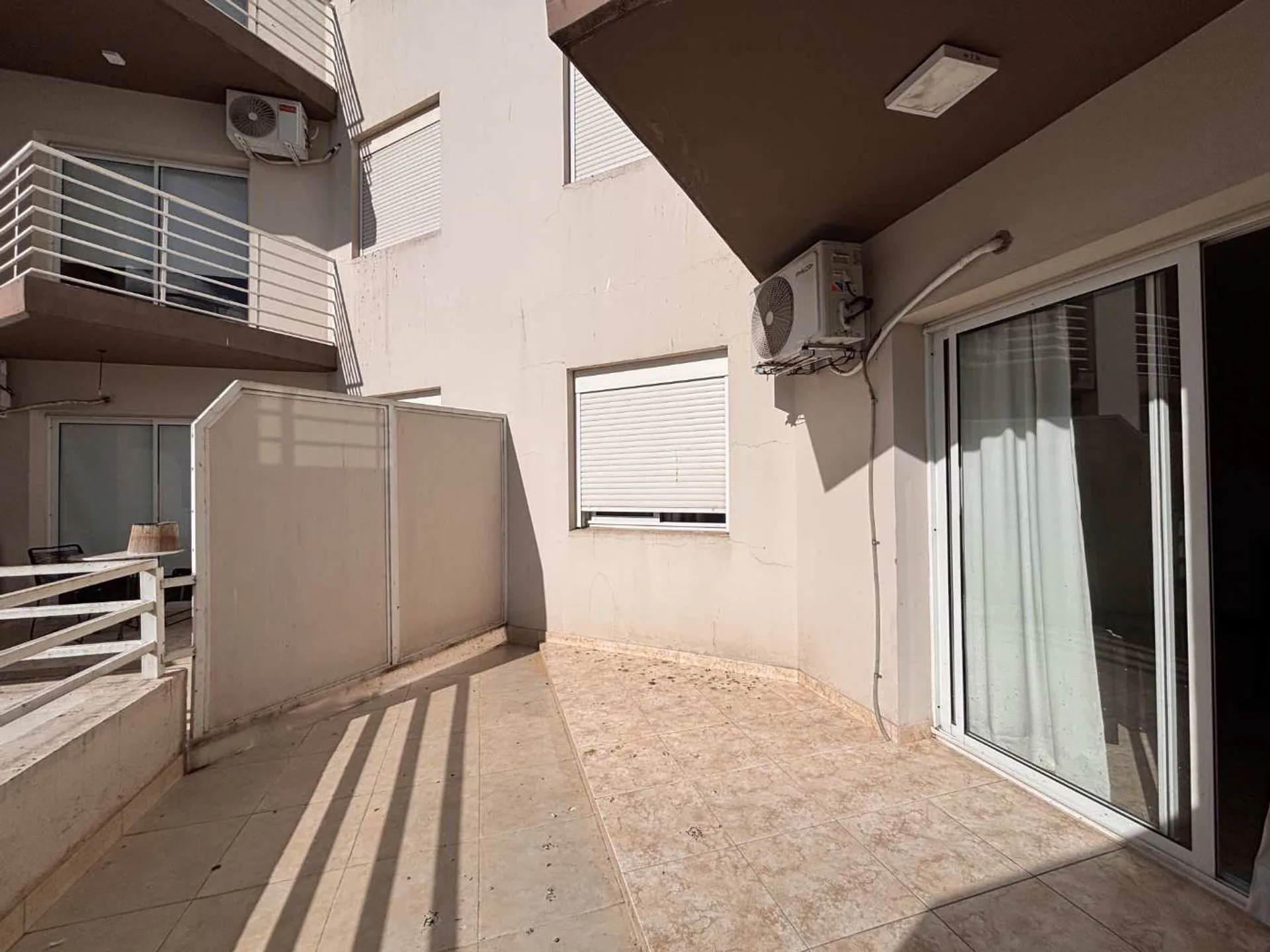 VENTA DEPARTAMENTO CÉNTRICO NUEVO (OPC AMOBLADO!) foto 3