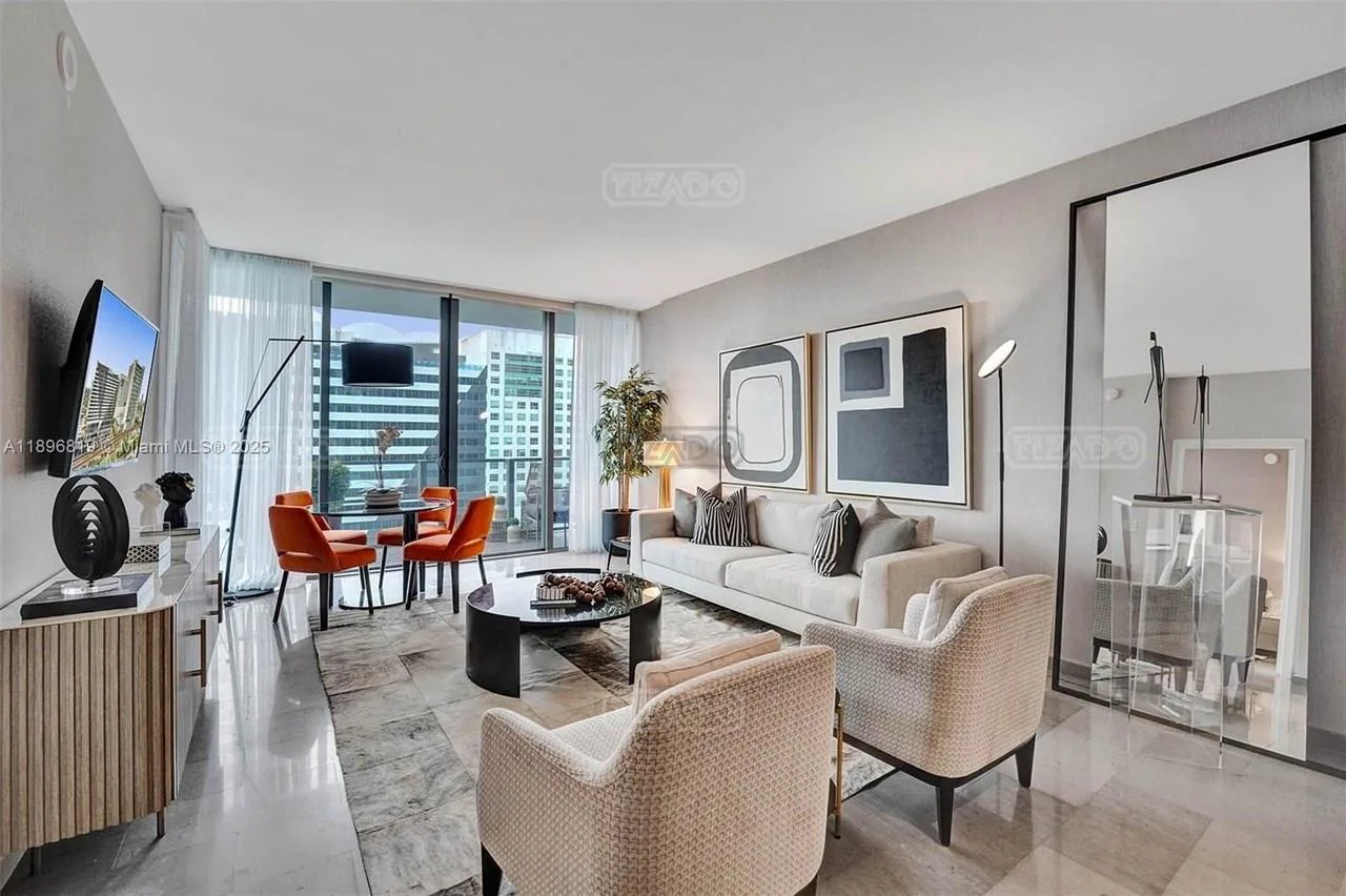 88 SW 7th St #1408 foto 5
