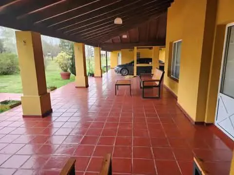 Propiedad ubicada en Barrio Chacras de Abbott foto 4